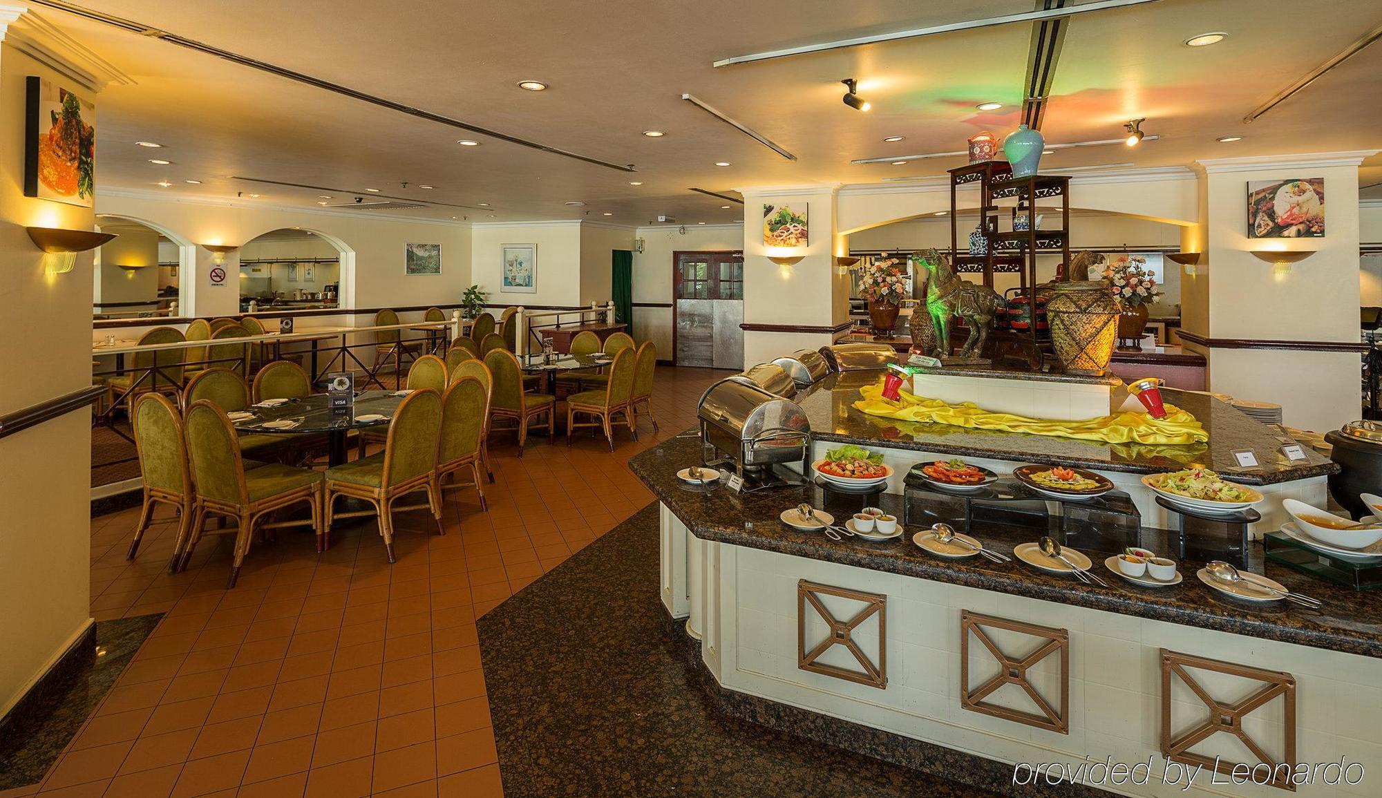 Copthorne Orchid Hotel Penang Танджунг-Бунга Ресторан фото